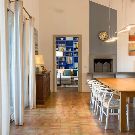 Villa Pigna Blue La Banca