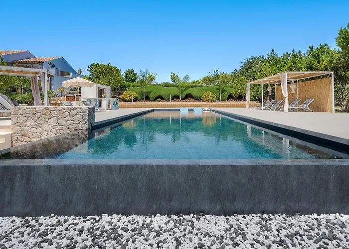 Villa Pigna Blue La Banca